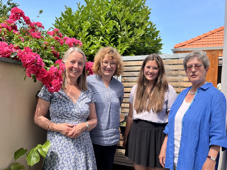 Anni Merzbach, Erika Mayr, Leonie Kolter und Christine Schmarsow