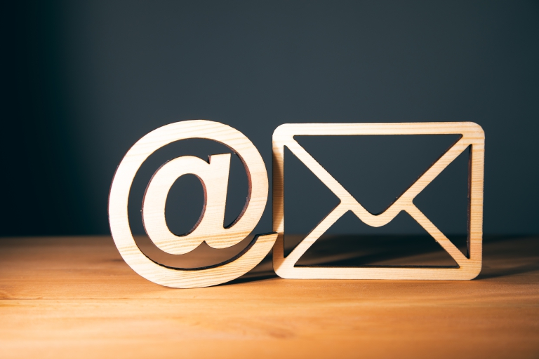 Post für uns? Unsere neue E-Mail-Adresse ist da!