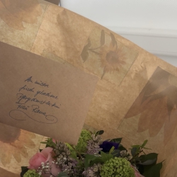 Blumenstrauß für Frau Rama Abdullahu